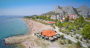 AP OMIS PUNTA - next to sandy beach